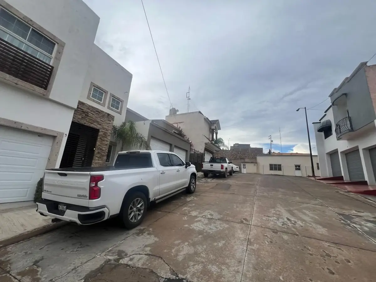Casa en venta en Lomas del Parque, Hidalgo del Parral — foto 1 de 20