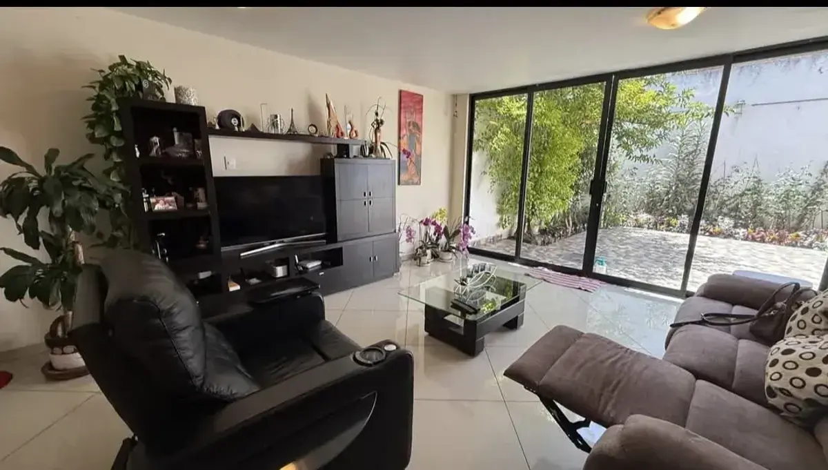 Casa en renta en Educacion, Coyoacán — foto 1 de 10