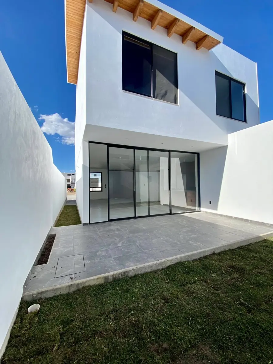 Casa en venta en Santuaria Residencial Vital, San Juan del Río — foto 1 de 16