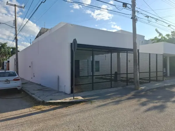 Casa en venta en San Antonio Cinta, Mérida — foto 2 de 34