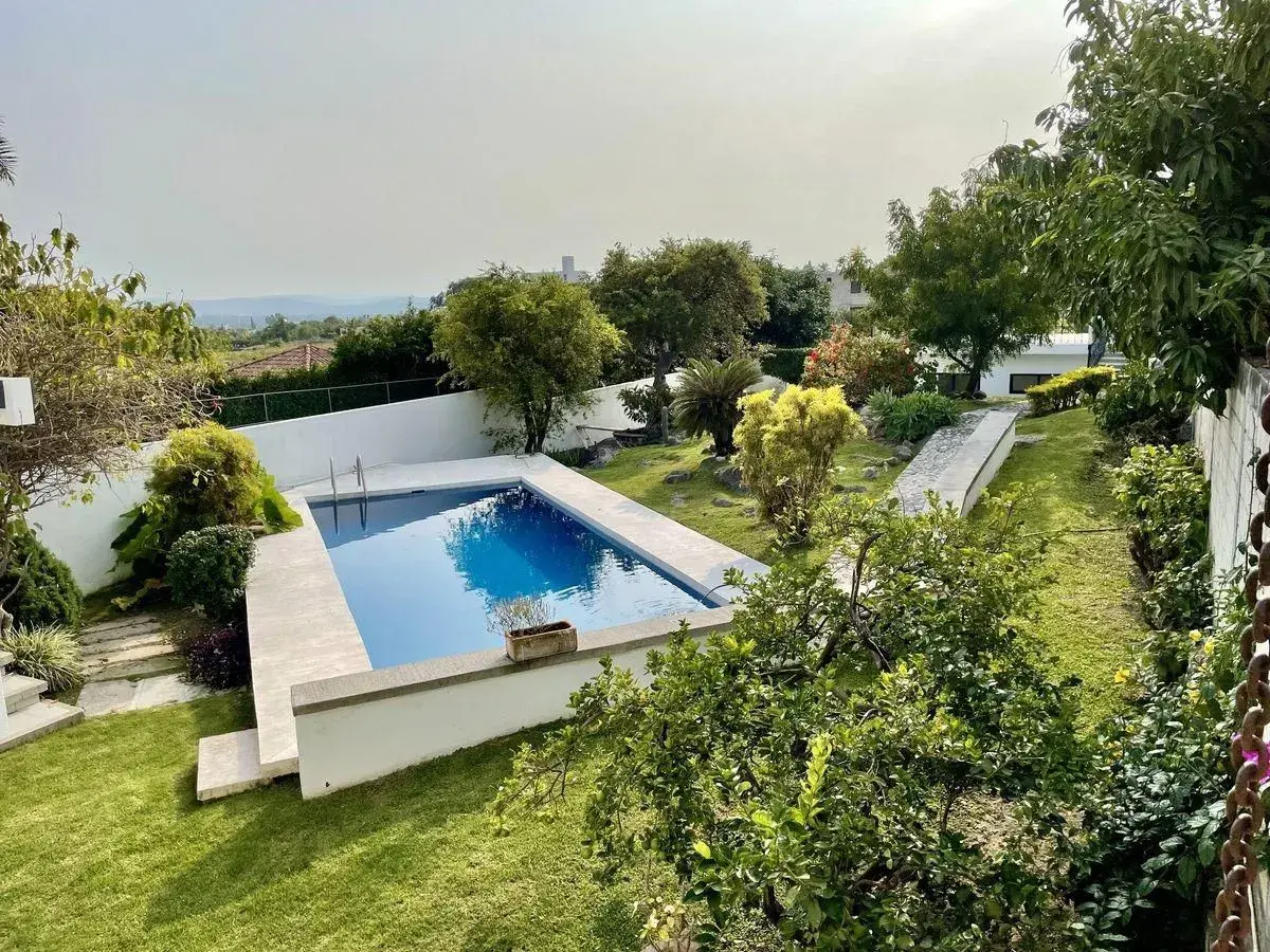 Casa en venta en Lomas de Cocoyoc, Atlatlahucan — foto 1 de 33