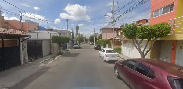 Casa en venta en Bosques del Sol, Querétaro — foto 3 de 9