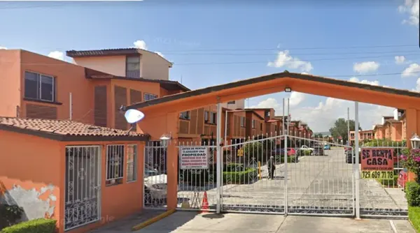 Casa en venta en San Lorenzo Tepaltitlán Centro, Toluca — foto 2 de 10