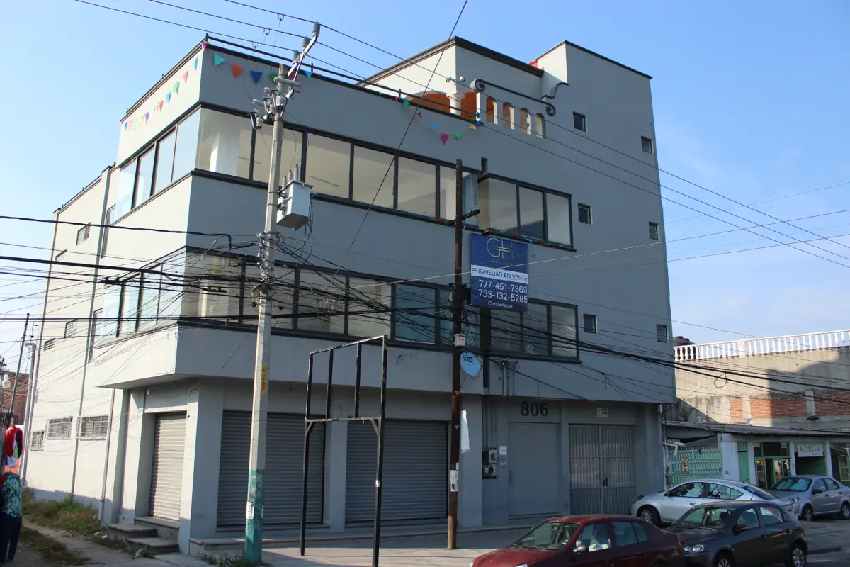 Edificio en venta en Acatlipa Centro, Temixco — foto 1 de 21