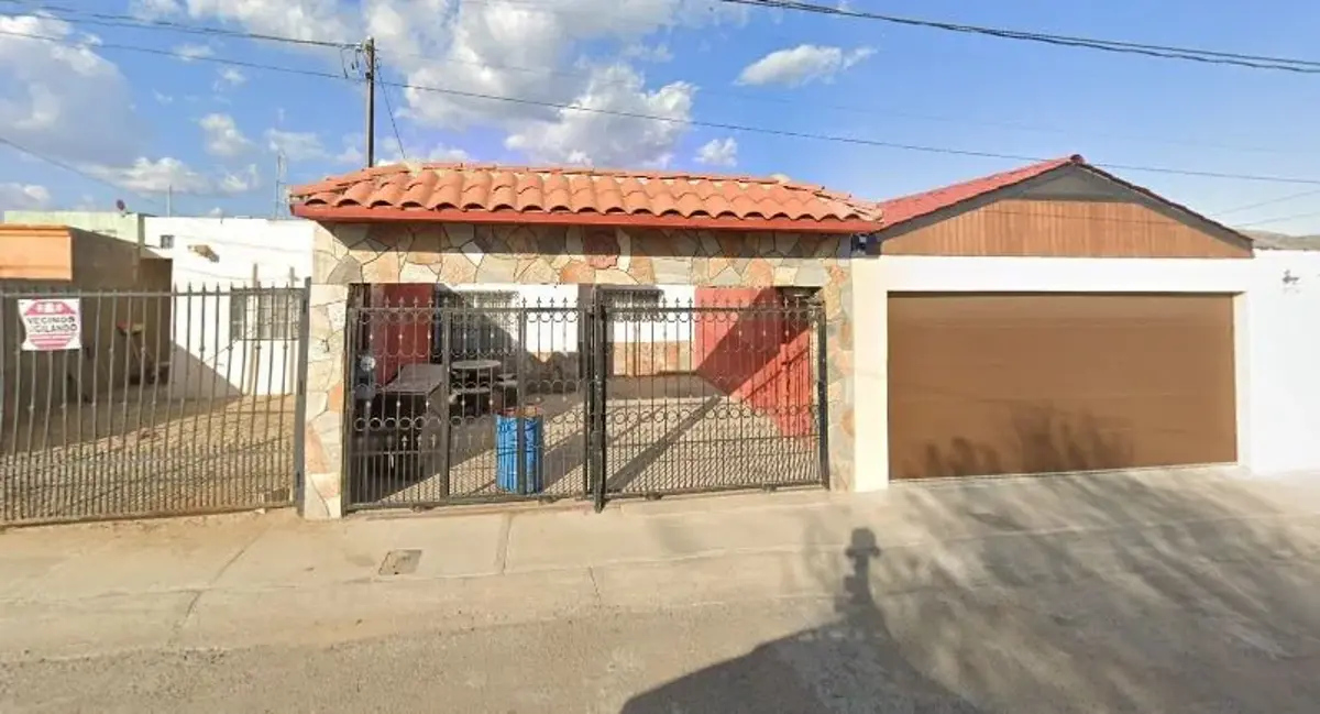 Casa en venta en Tecate Centro, Tecate — foto 1 de 10