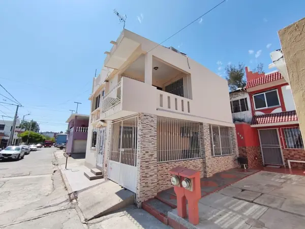 Casa en venta en Infonavit Playas, Mazatlán — foto 2 de 38