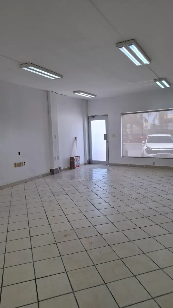 Local Comercial en Renta en Blvd. Constitución, Torreón - Ubicación Estratégica en Zona COMERCIAL Local Comercial en Renta en Blvd. Constitución, Torreón - Ubicación Estratégica en Zona COMERCIAL