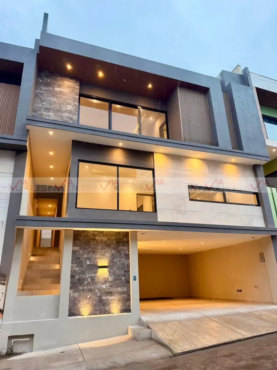 Casa en venta en Cumbres Elite Premier Privadas Alpes y Everest, Monterrey — foto 1 de 10