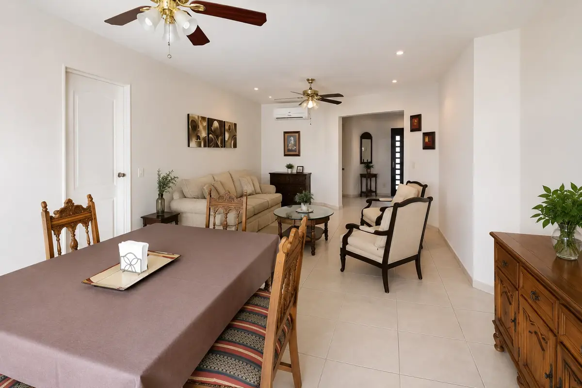 Casa en venta en La Rioja Privada Residencial, Monterrey — foto 1 de 5