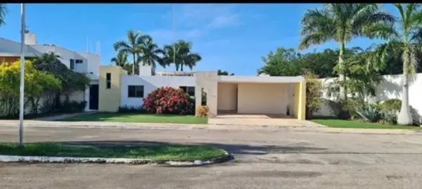 Casa en renta en Privada Palma Caribeña, Mérida — foto 2 de 17