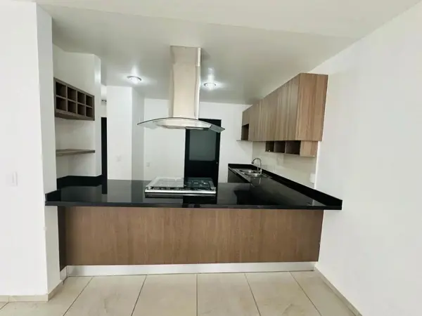 Casa en venta en San Mateo Otzacatipan, Toluca — foto 2 de 32