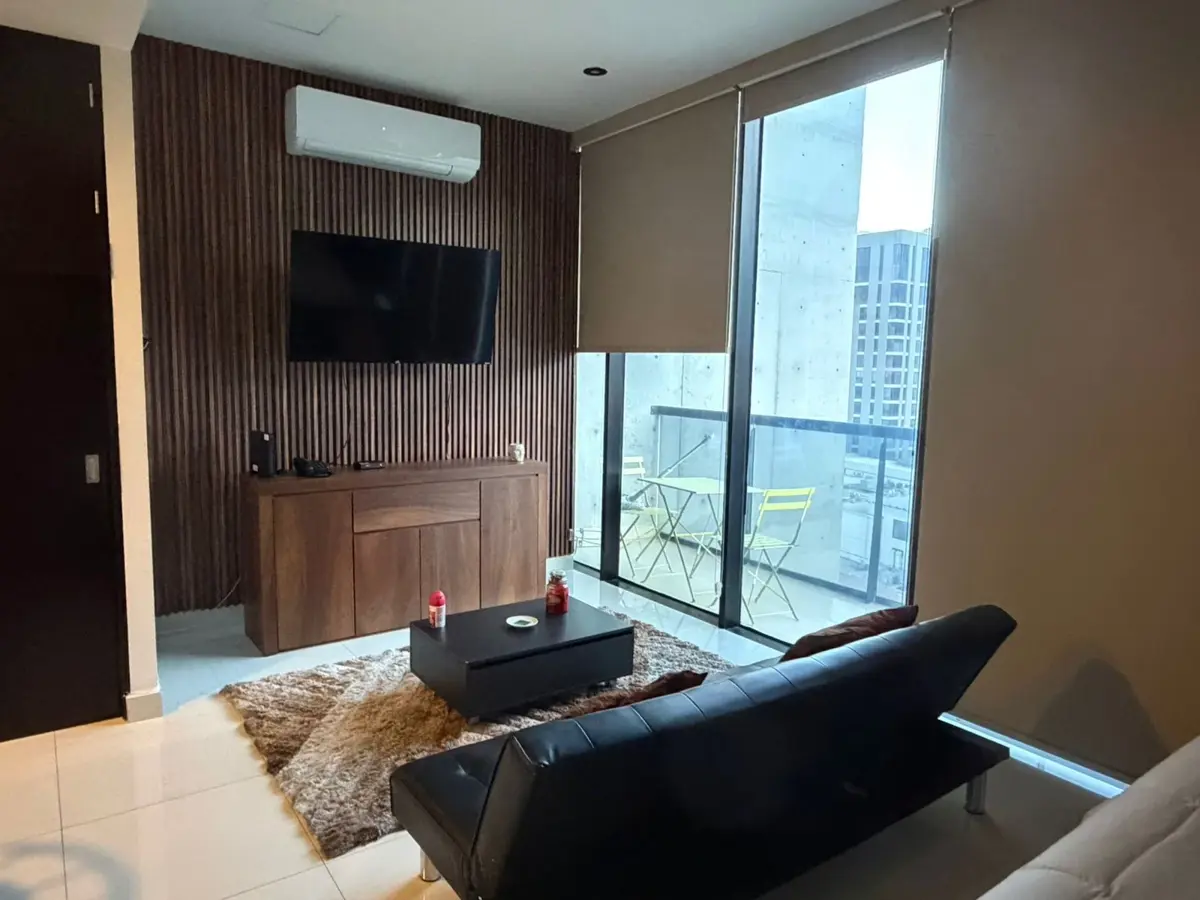 Departamento en renta en El Paraíso, Santa Catarina — foto 1 de 13