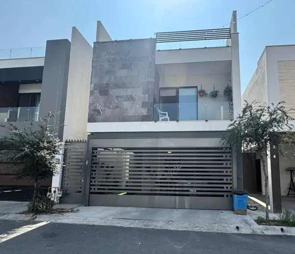 Casa Inteligente en Renta en Gran Reserva Cumbres, Equipada, Amueblada y Lista para Vivir
