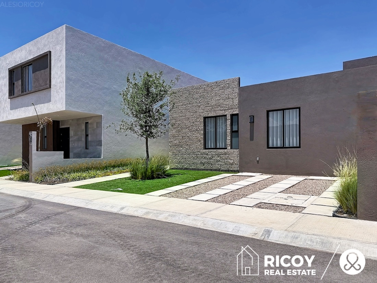 Casa en venta en Puerta Real, Corregidora — foto 1 de 24