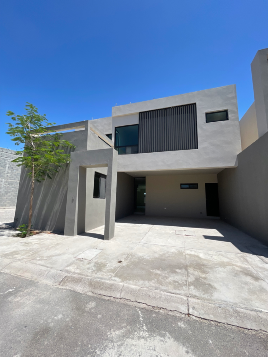 Casa en venta en Rincón las Trojes, Torreón — foto 1 de 9