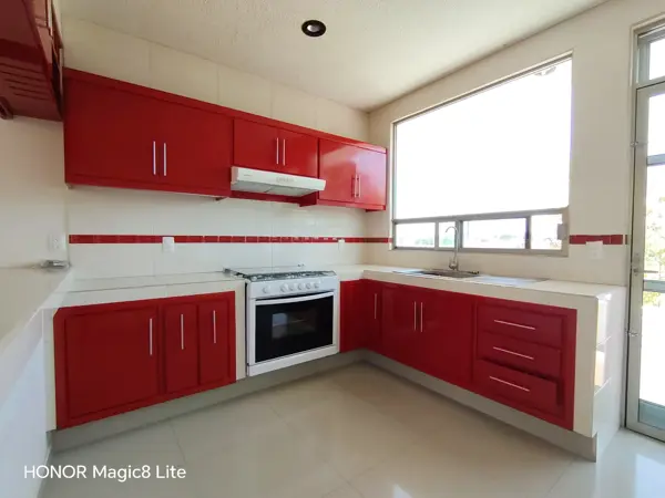 Casa en venta en Bosque Monarca, Morelia — foto 3 de 28