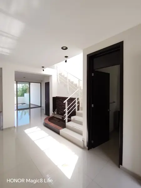 Casa en venta en Bosque Monarca, Morelia — foto 2 de 28