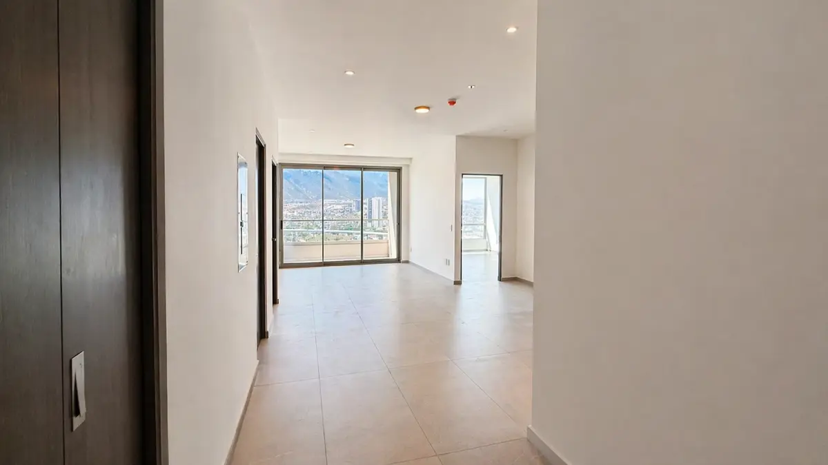 Departamento en venta en Vía Cordillera, Santa Catarina — foto 1 de 19