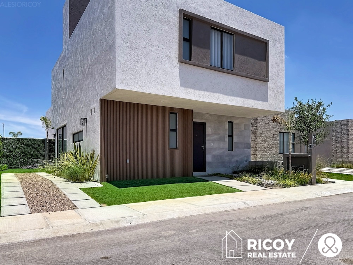 Casa en venta en Puerta Real, Corregidora — foto 1 de 24