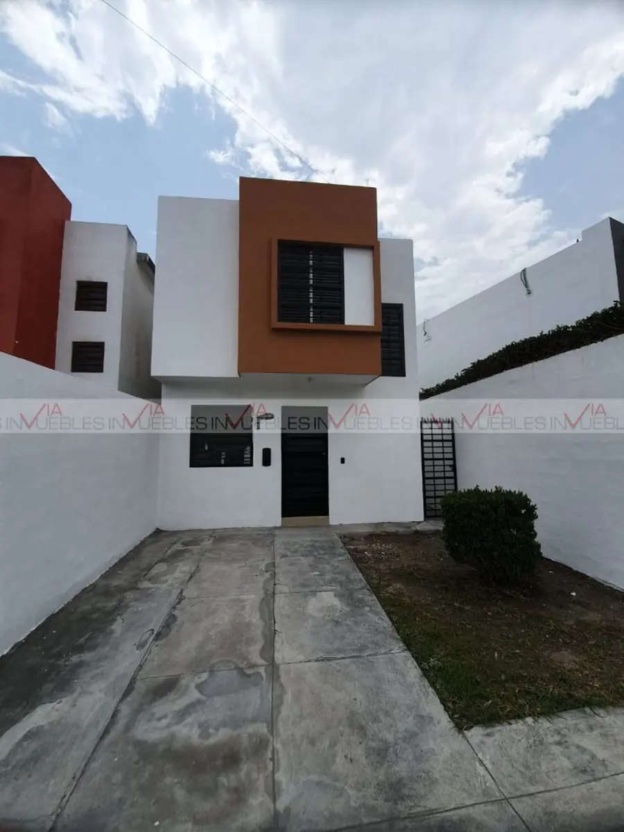 Casa en renta en Las Hadas, General Escobedo — foto 1 de 9