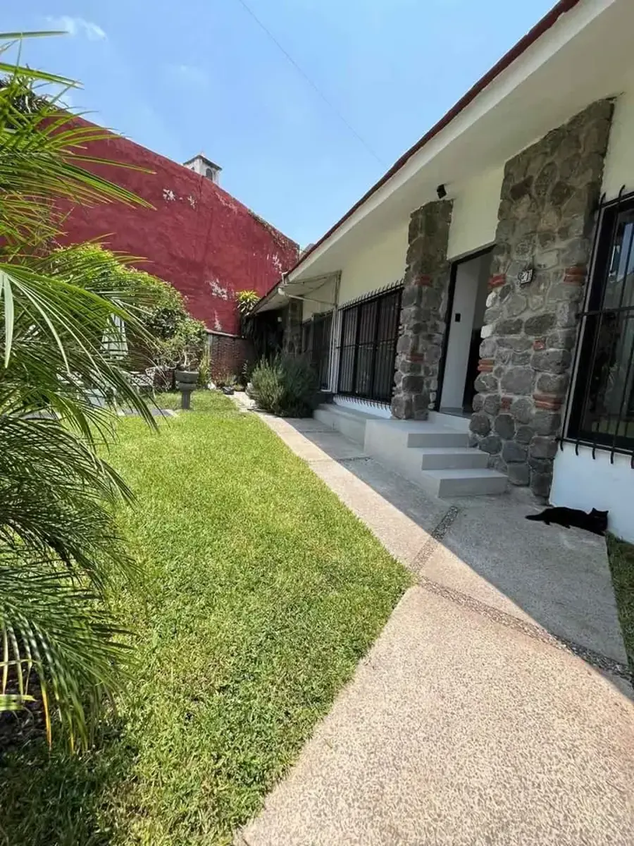 Casa en venta en Acapatzingo, Cuernavaca — foto 1 de 14