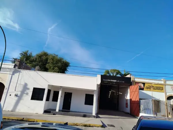 Se renta bodega en el centro de 800 metros cuadrados