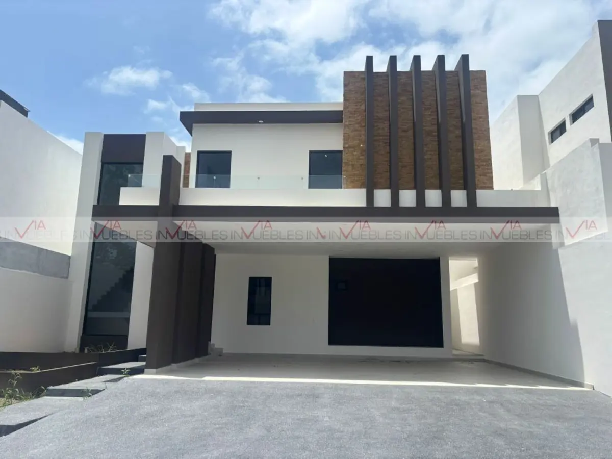 Casa en venta en Valle de Santiago, Santiago — foto 1 de 19