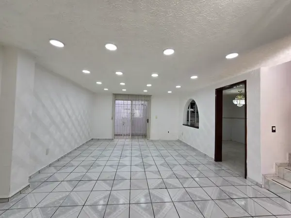Casa en venta en San Lorenzo la Cebada, Xochimilco — foto 2 de 27