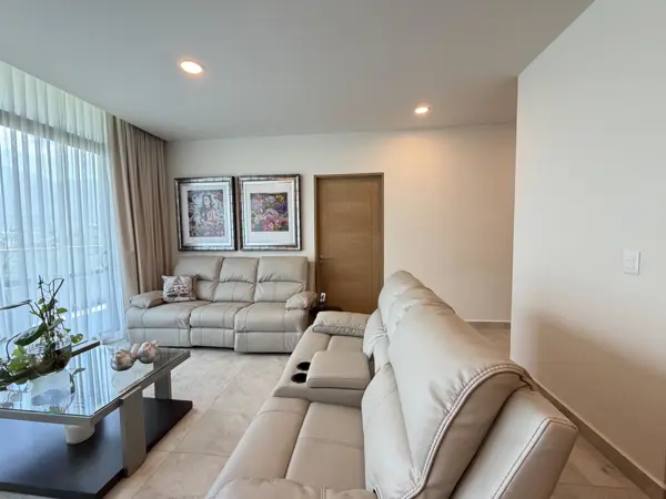 Departamento en renta en Lomas de Valle Alto, Monterrey — foto 2 de 23