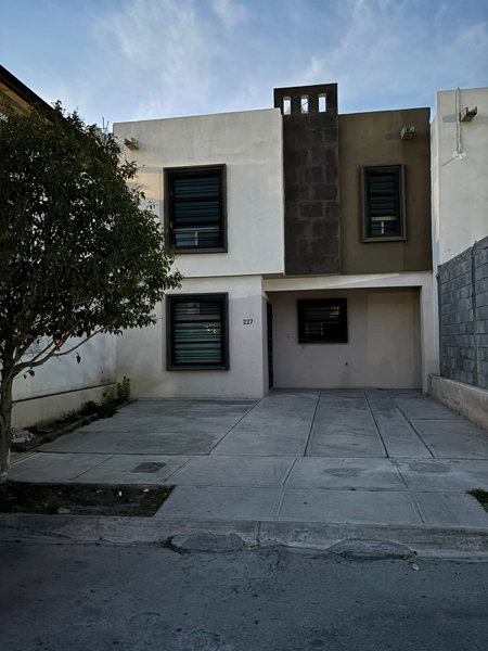 Casa en renta en Valle del Oriente, Arteaga — foto 3 de 13