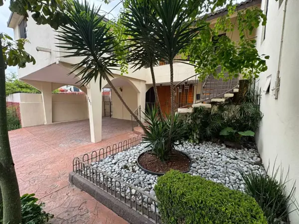 Casa en Venta en Vista Hermosa, Monterrey, Nuevo León 3