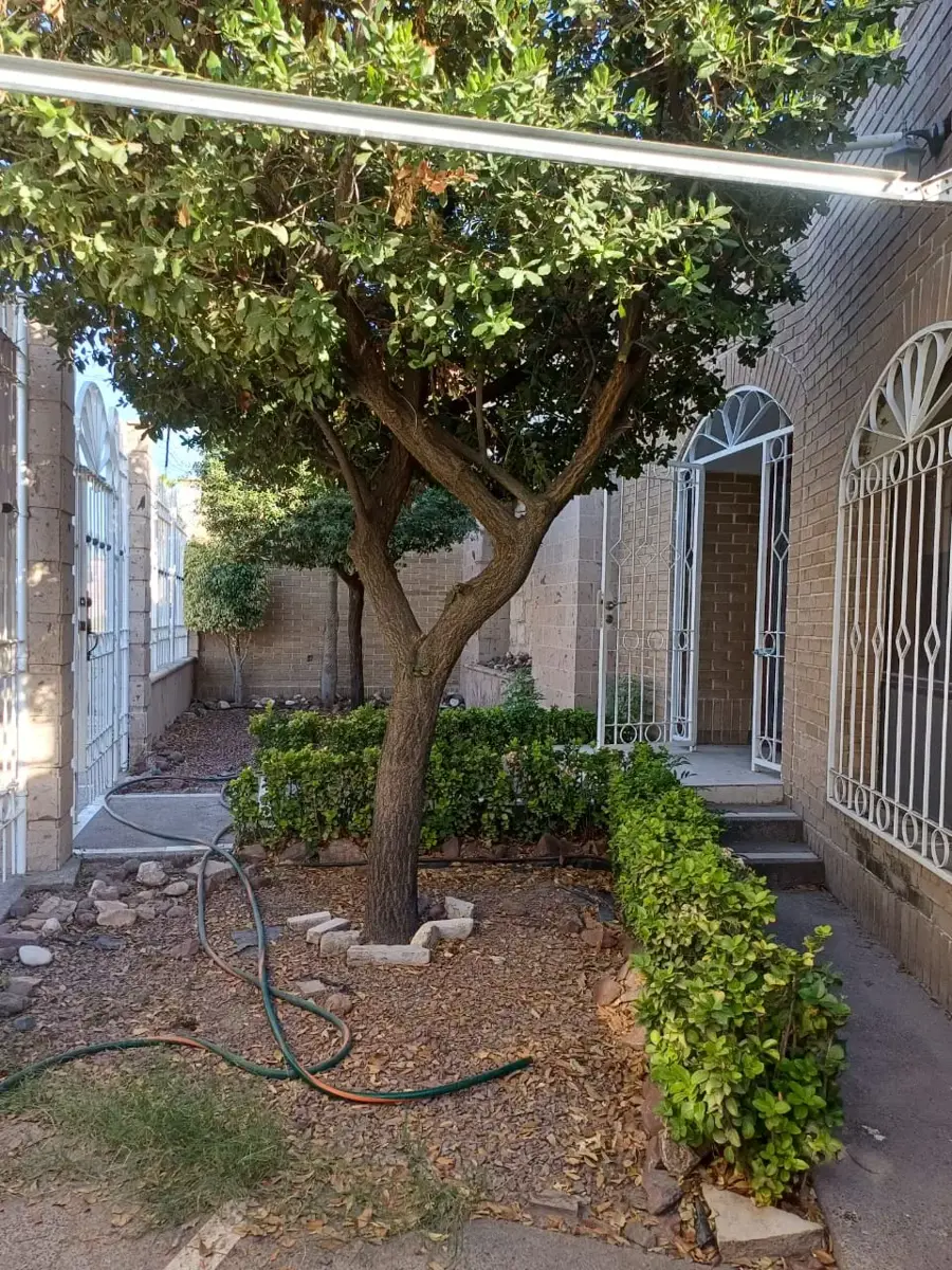 Casa en venta en Residencial la Hacienda, Torreón — foto 1 de 17