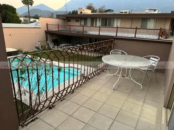 Departamento en renta en Del Valle, San Pedro Garza García — foto 2 de 11