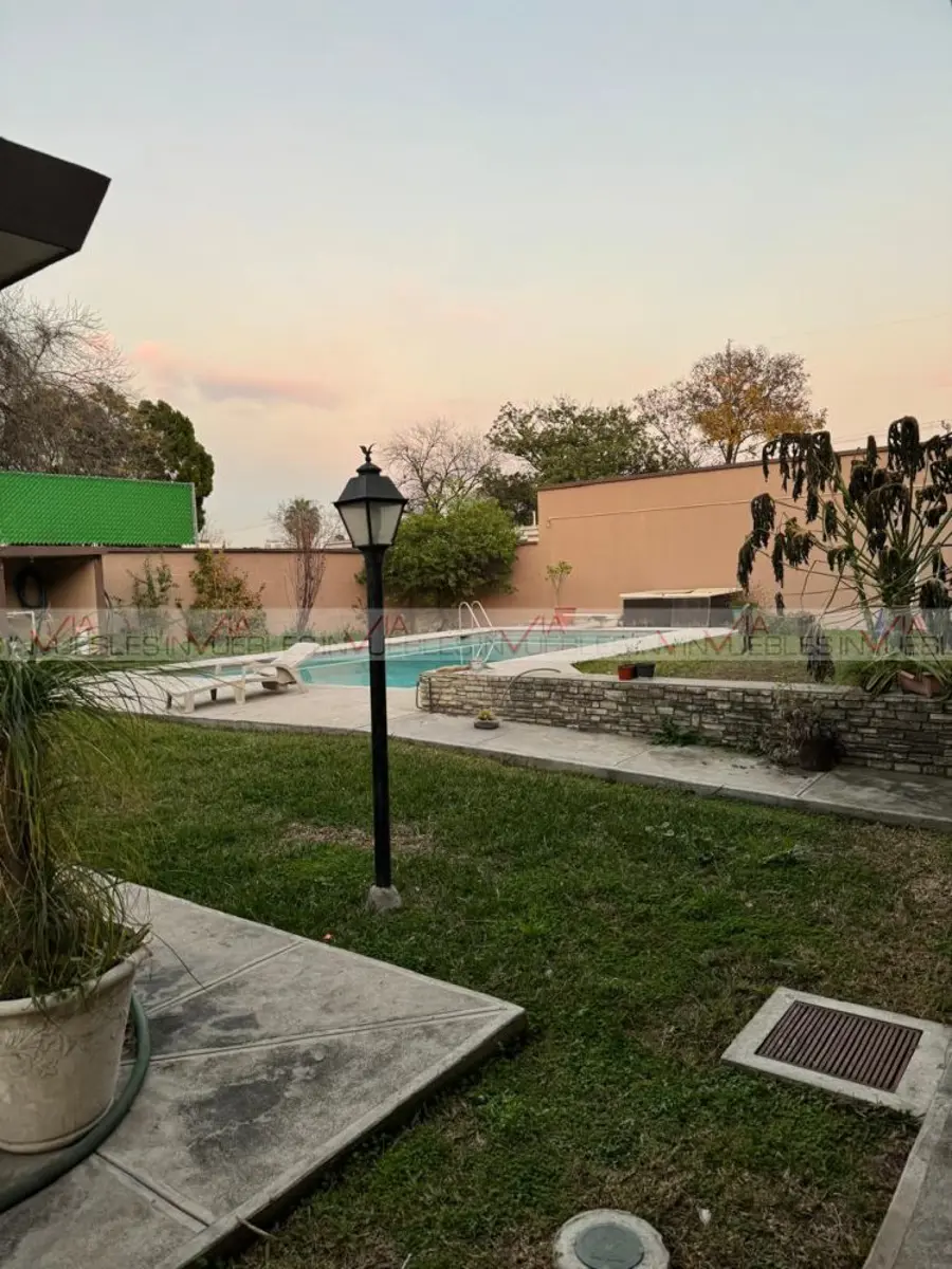 Departamento en renta en Del Valle, San Pedro Garza García — foto 1 de 11
