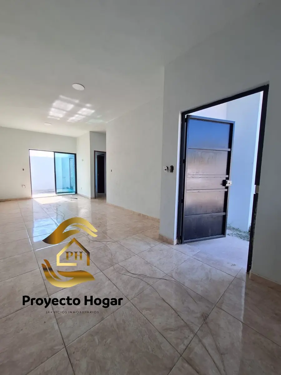 Vista 4 de Casa en Venta en Villa de Alvarez Fraccionamiento El Cortijo