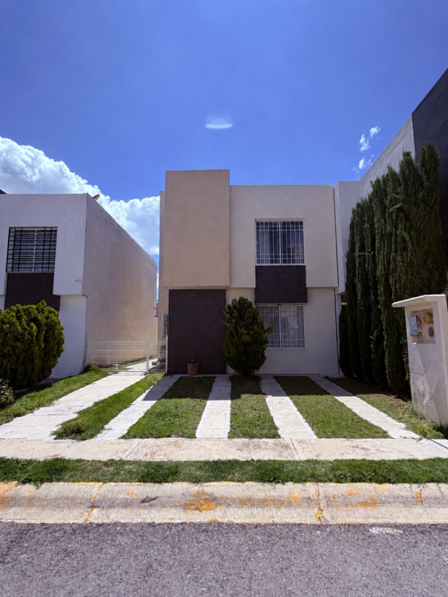 Casa en venta en Banús, San Agustín Tlaxiaca — foto 1 de 6