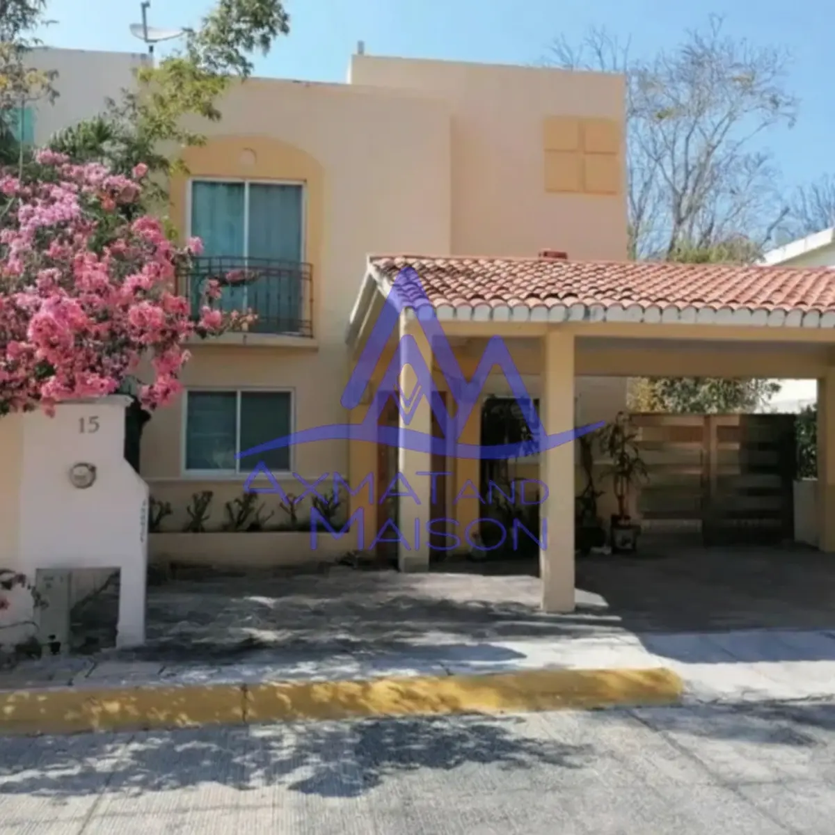 Casa en venta en Privanzas, Carmen — foto 1 de 14