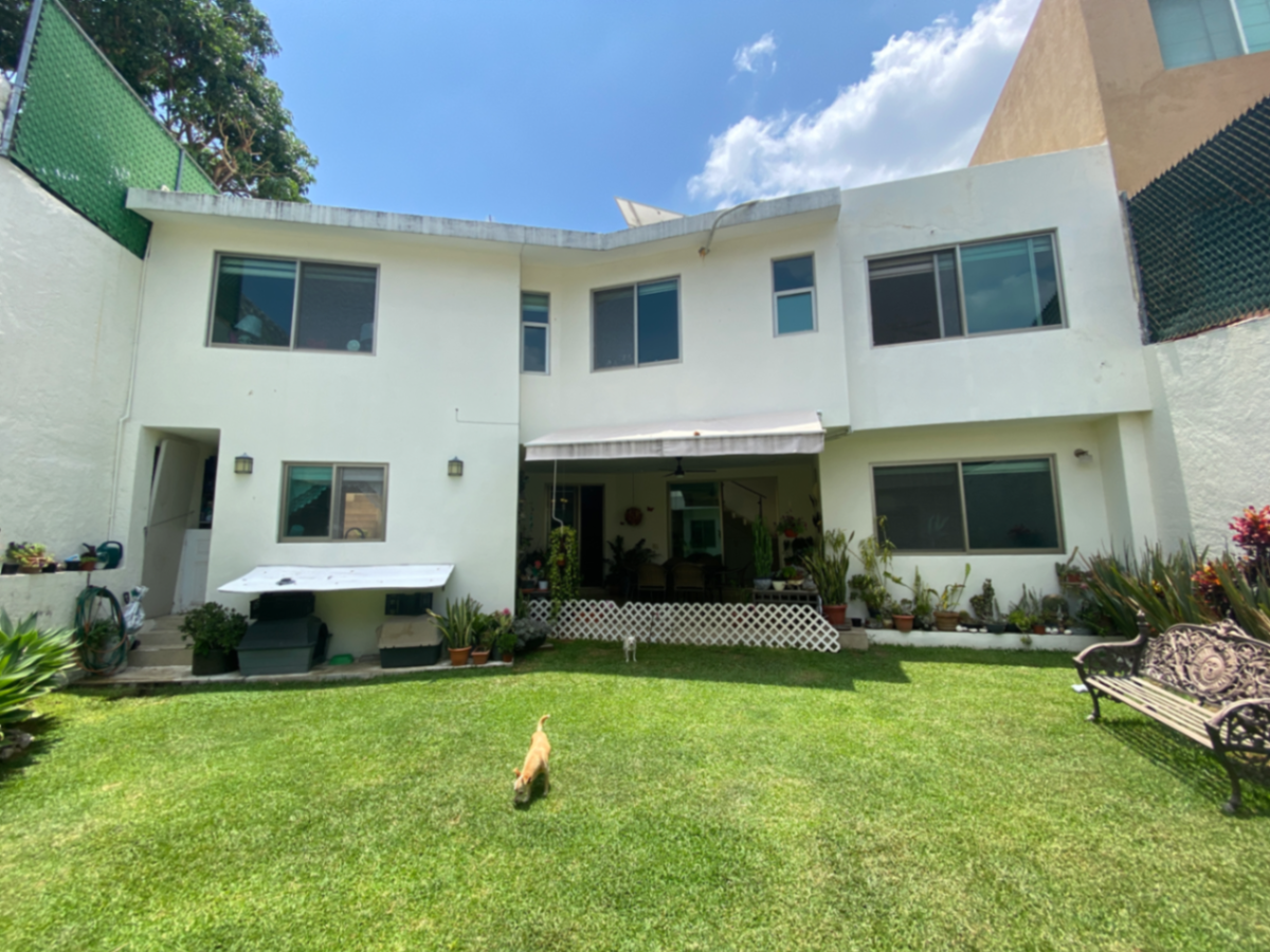 Casa en venta en Palmira, Cuernavaca — foto 1 de 27