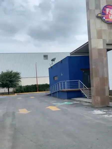Local en renta en Churubusco, Monterrey — foto 3 de 4