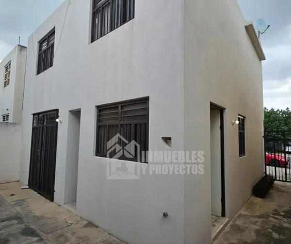 Casa en renta en Colinas de Anáhuac, General Escobedo — foto 3 de 11