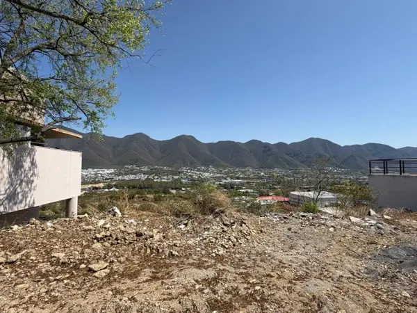 Terreno en venta en La Toscana, Monterrey — foto 3 de 7