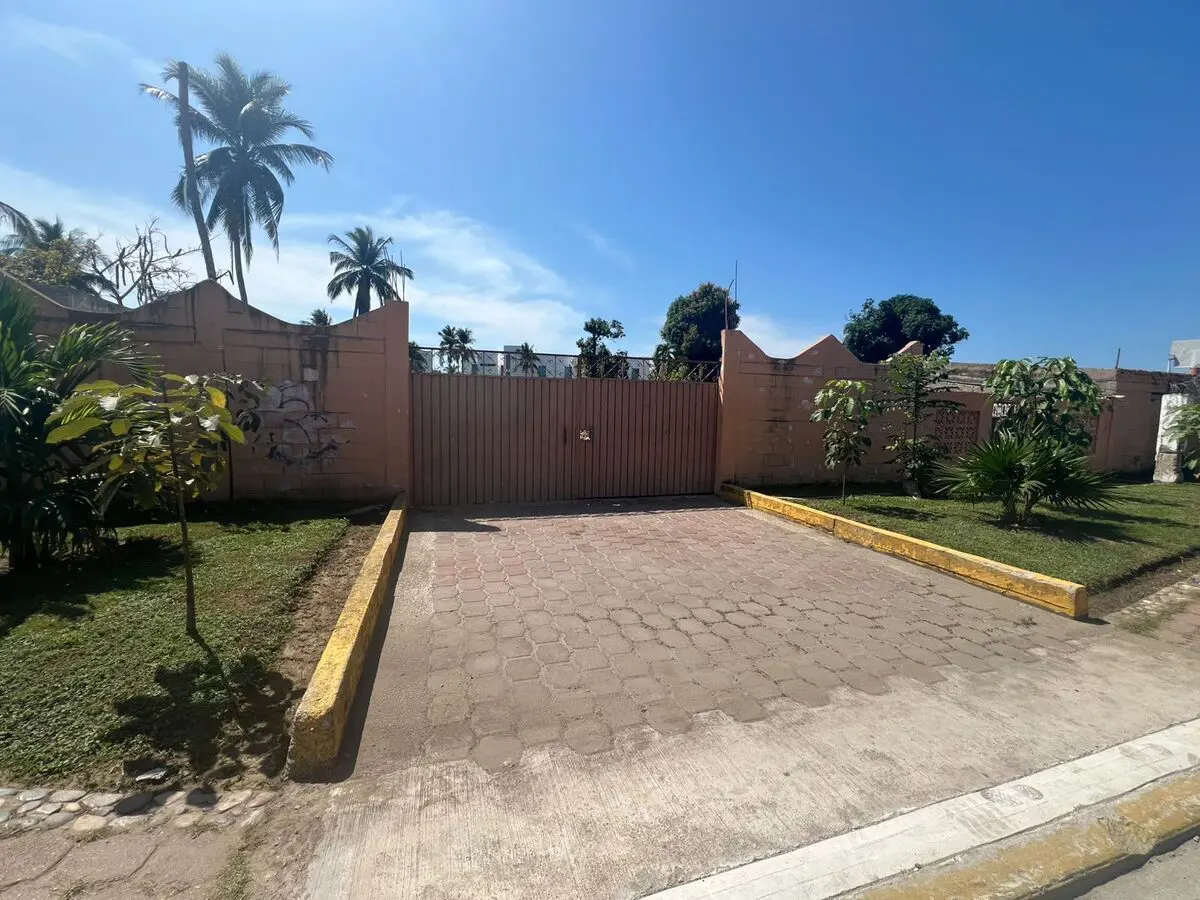 Terreno en venta en Granjas del Marqués, Acapulco de Juárez — foto 1 de 8