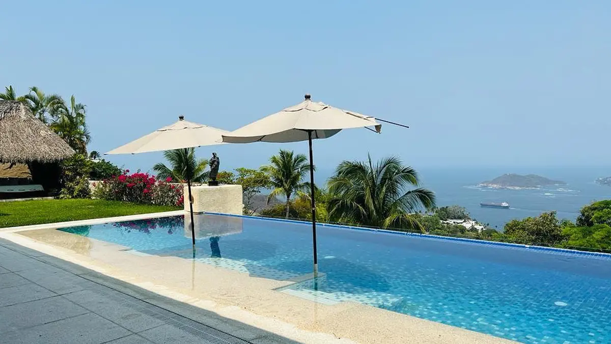 Casa en renta en Las Brisas, Acapulco de Juárez — foto 1 de 31
