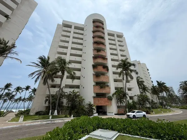 Departamento en renta en Playa Diamante, Acapulco de Juárez — foto 3 de 33