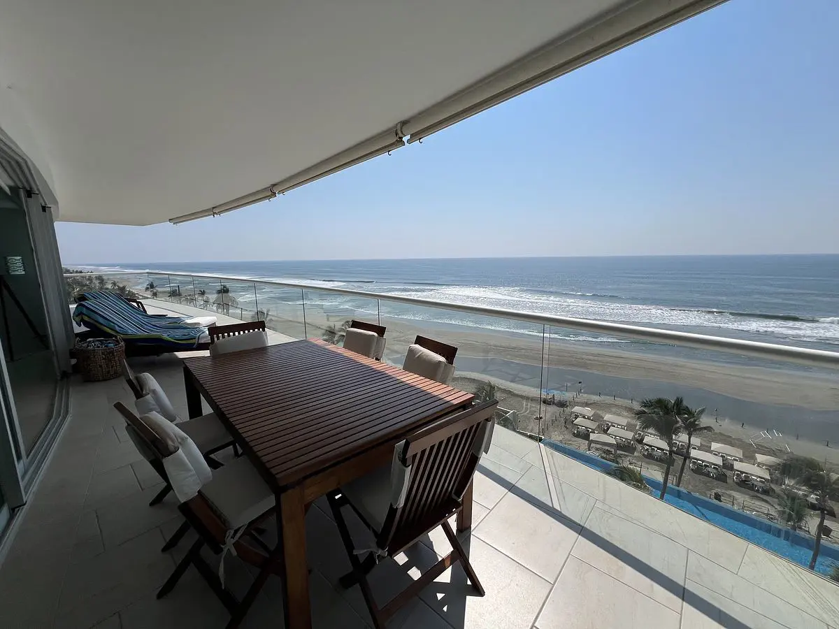 Departamento en venta en Playa Diamante, Acapulco de Juárez — foto 1 de 25