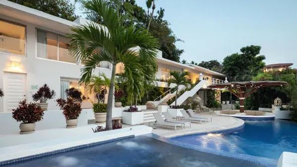 CASA EN VENTA EN BRISAS ACAPULCO