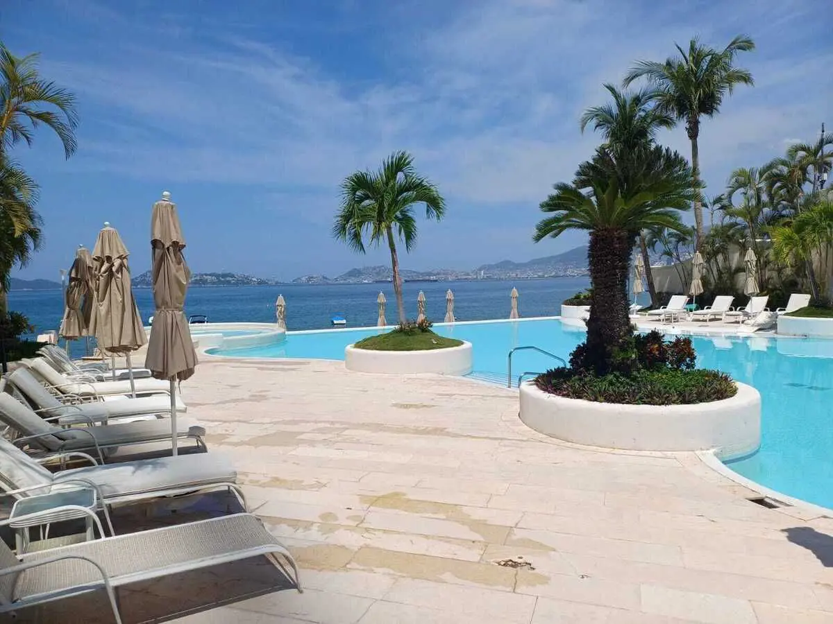 Departamento en venta en Icacos, Acapulco de Juárez — foto 1 de 18