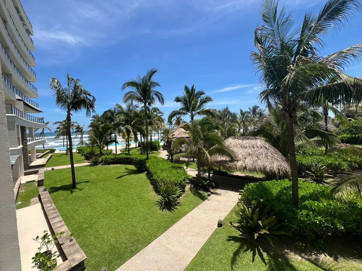 Departamento en venta en Playa Diamante, Acapulco de Juárez — foto 1 de 16