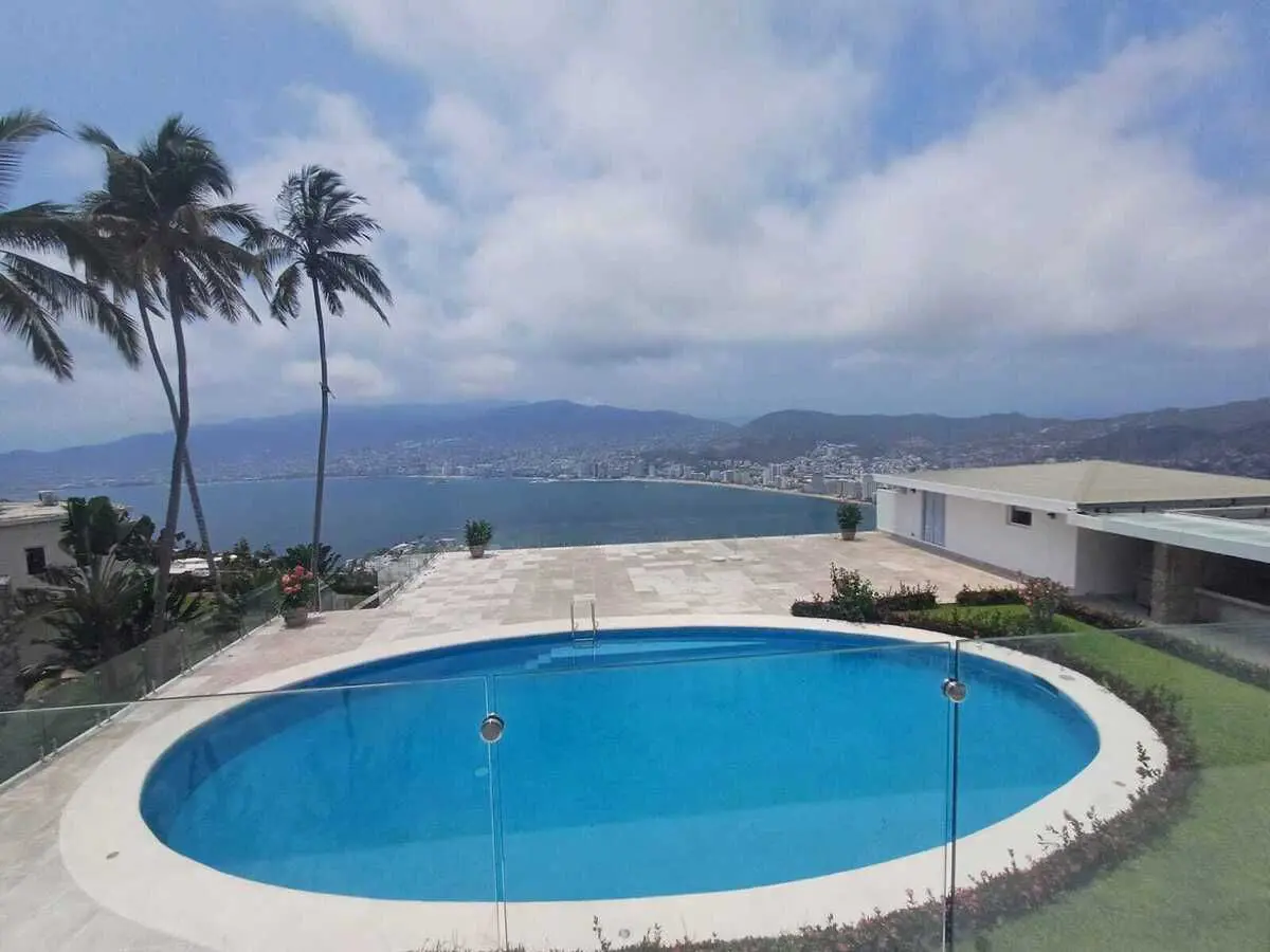 Casa en venta en Las Brisas, Acapulco de Juárez — foto 1 de 21
