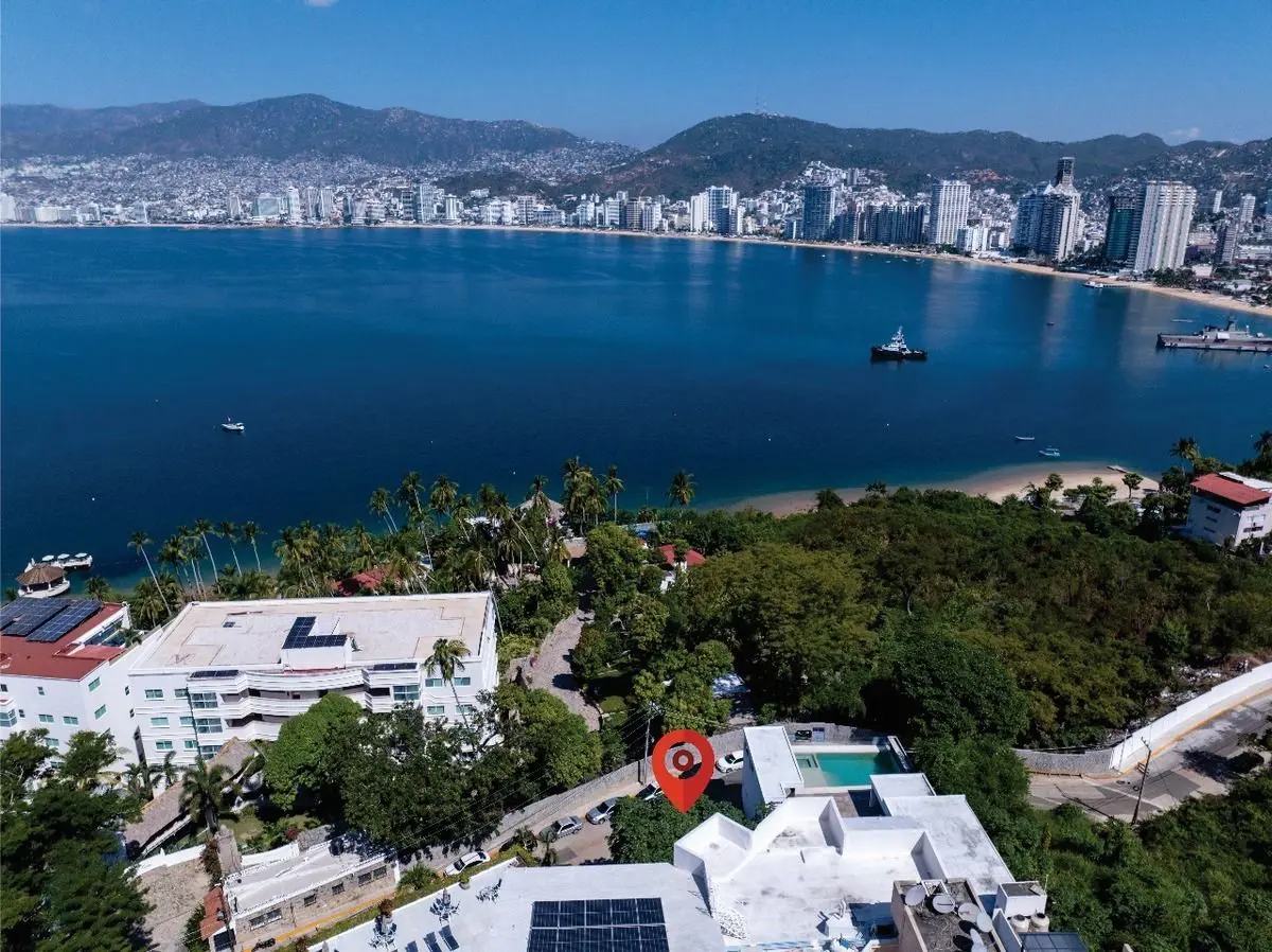 Terreno en venta en Playa Guitarrón, Acapulco de Juárez — foto 1 de 9
